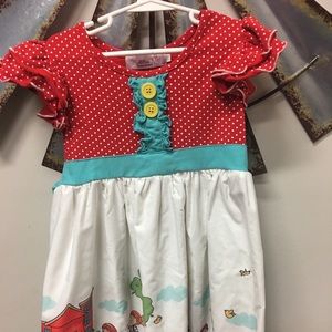 Super cute dress for the first day of school!